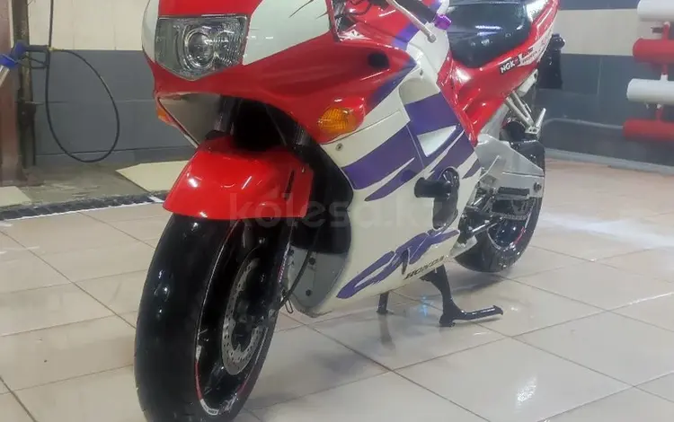Honda  CBR 600F 1996 годаүшін1 850 000 тг. в Астана