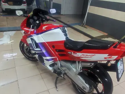 Honda  CBR 600F 1996 года за 1 850 000 тг. в Астана – фото 7