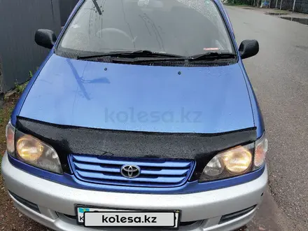 Toyota Ipsum 1996 года за 3 650 000 тг. в Алматы