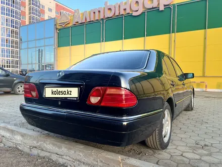 Mercedes-Benz E 280 1998 года за 2 950 000 тг. в Уральск – фото 7