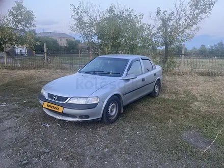 Opel Vectra 1998 года за 1 400 000 тг. в Усть-Каменогорск