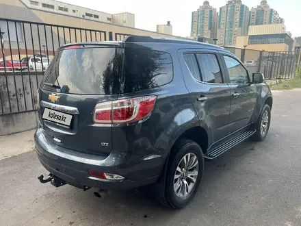 Chevrolet TrailBlazer 2022 года за 12 800 000 тг. в Алматы – фото 3