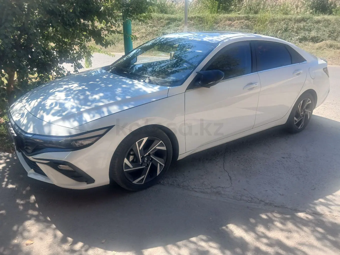 Hyundai Elantra, 2024