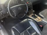 Mercedes-Benz E 220 2001 года за 3 100 000 тг. в Сатпаев – фото 5