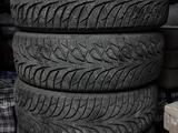 Шины липучки 225/60 R18үшін100 000 тг. в Актобе