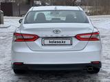 Toyota Camry 2020 годаfor10 500 000 тг. в Уральск – фото 5