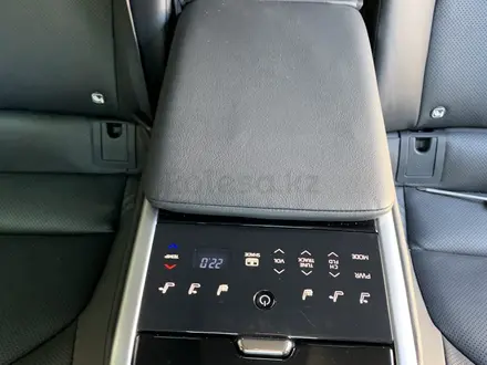 Toyota Camry 2024 года за 18 790 000 тг. в Астана – фото 15