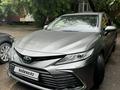 Toyota Camry 2024 года за 18 790 000 тг. в Астана – фото 2