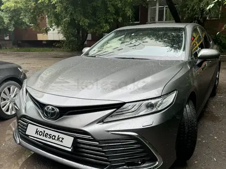 Toyota Camry 2024 года за 18 790 000 тг. в Астана – фото 2