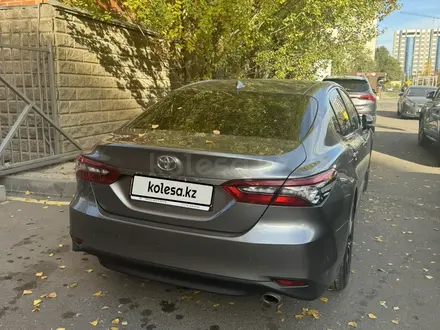 Toyota Camry 2024 года за 18 790 000 тг. в Астана – фото 4