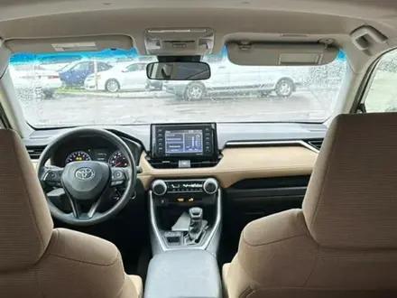 Toyota RAV4 2021 года за 20 000 000 тг. в Шымкент – фото 5