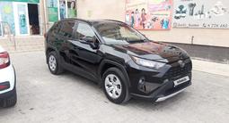 Toyota RAV4 2021 года за 20 000 000 тг. в Шымкент