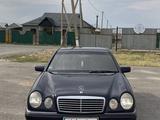 Mercedes-Benz E 230 1997 года за 2 800 000 тг. в Шымкент – фото 4
