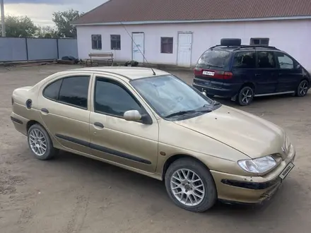 Renault Megane 2000 года за 700 000 тг. в Кызылорда – фото 4