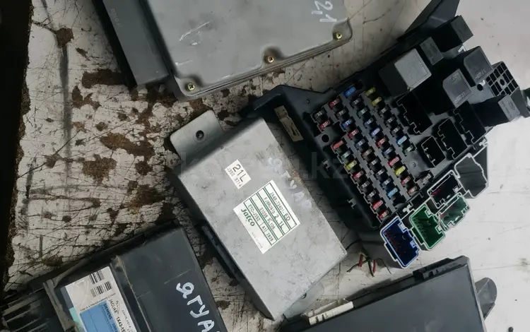 Блоки управления эбу об 2, 1 ягуар x-type 2002г за 25 000 тг. в Актобе