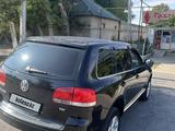Volkswagen Touareg 2005 года за 3 300 000 тг. в Шымкент – фото 5
