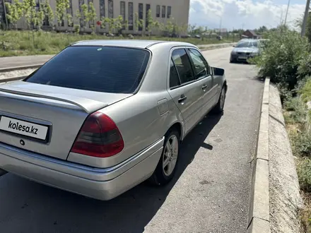 Mercedes-Benz C 220 1994 года за 1 900 000 тг. в Алматы – фото 17