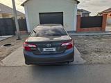 Toyota Camry 2014 года за 5 600 000 тг. в Атырау – фото 2
