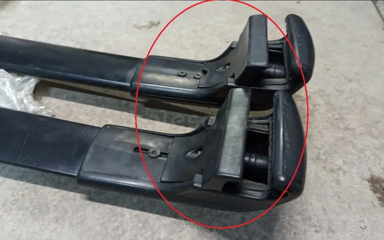 Subaru Forester SF5 ножки для рейлингов за 14 000 тг. в Алматы