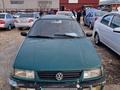 Volkswagen Passat 1995 годаfor1 300 000 тг. в Шымкент