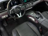 Mercedes-Benz GLS 580 2021 года за 65 000 000 тг. в Шымкент – фото 2