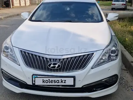 Hyundai Grandeur 2015 года за 9 300 000 тг. в Шымкент – фото 6