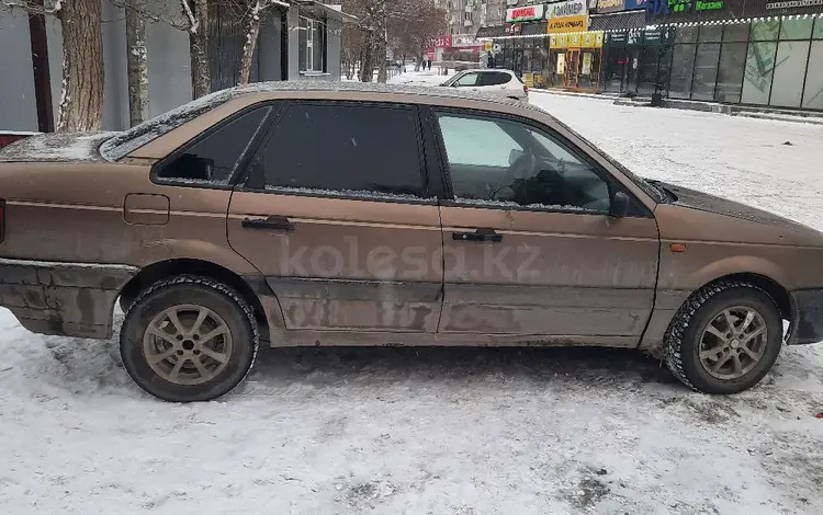 Volkswagen Passat 1989 года за 1 000 000 тг. в Семей