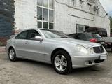 Mercedes-Benz E 240 2002 годаүшін5 100 000 тг. в Караганда – фото 2