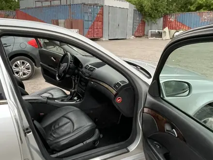 Mercedes-Benz E 240 2002 года за 5 100 000 тг. в Караганда – фото 11