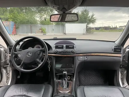 Mercedes-Benz E 240 2002 года за 5 100 000 тг. в Караганда – фото 8