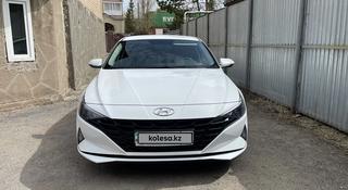 Hyundai Elantra 2022 года за 9 900 000 тг. в Астана