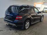 Mercedes-Benz ML 350 2007 годаүшін3 709 800 тг. в Актобе – фото 5