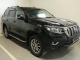 Toyota Land Cruiser Prado 2019 года за 28 800 000 тг. в Актобе – фото 2