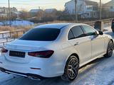 Mercedes-Benz E 200 2021 годаfor30 000 000 тг. в Караганда – фото 4