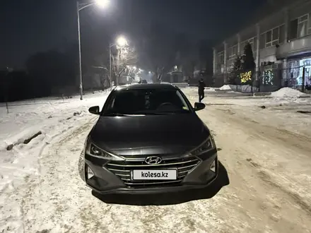 Hyundai Elantra 2020 года за 8 100 000 тг. в Алматы – фото 6