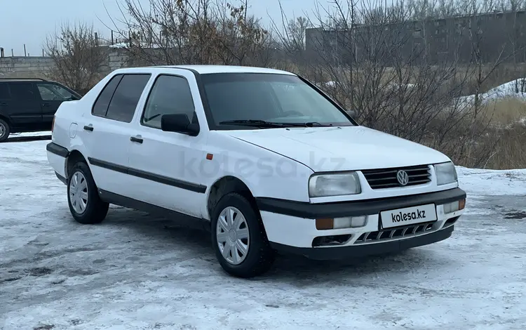 Volkswagen Vento 1994 года за 1 380 000 тг. в Караганда