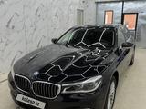 BMW 750 2017 года за 30 000 000 тг. в Актобе – фото 2