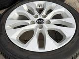 Комплект шин с дисками оригинал kia yokohama за 310 000 тг. в Алматы – фото 5