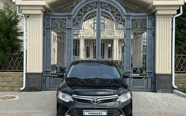 Toyota Camry 2015 годаүшін10 950 000 тг. в Шымкент
