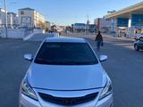 Hyundai Solaris 2015 года за 3 000 000 тг. в Атырау – фото 4