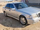 Mercedes-Benz C 280 1994 годаfor1 900 000 тг. в Актау – фото 3