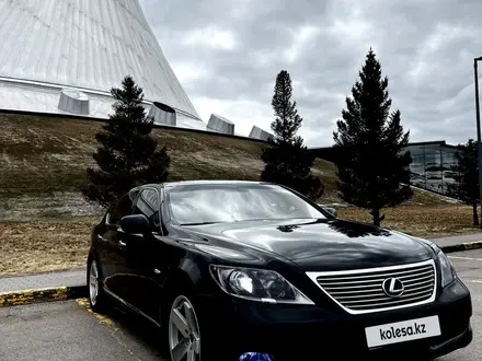 Lexus LS 460 2008 года за 7 200 000 тг. в Астана – фото 3