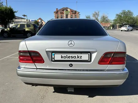 Mercedes-Benz E 280 1996 года за 2 800 000 тг. в Шымкент – фото 5