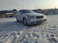 Mercedes-Benz C 240 2002 годаfor2 700 000 тг. в Караганда