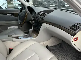 Mercedes-Benz E 500