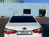 Kia Rio 2013 годаfor4 350 000 тг. в Актобе – фото 3