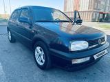 Volkswagen Golf 1995 годаүшін1 300 000 тг. в Шымкент