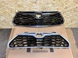 Решётка радиатора на Toyota Highlander (2019 2024) за 50 000 тг. в Алматы – фото 2