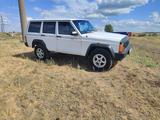 Jeep Cherokee 1993 года за 2 800 000 тг. в Кокшетау – фото 3