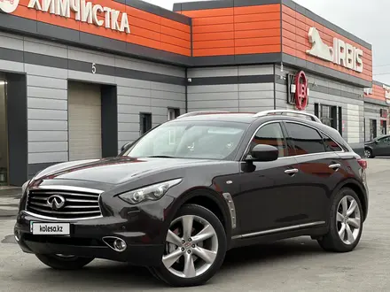 Infiniti FX37 2013 года за 11 000 000 тг. в Атырау – фото 2